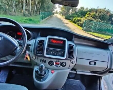 Белый Рено Трафик, объемом двигателя 2 л и пробегом 267 тыс. км за 9000 $, фото 12 на Automoto.ua