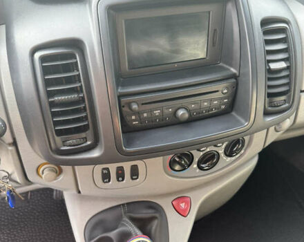 Белый Рено Трафик, объемом двигателя 2 л и пробегом 373 тыс. км за 12500 $, фото 12 на Automoto.ua