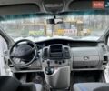 Білий Рено Трафік, об'ємом двигуна 2 л та пробігом 309 тис. км за 12500 $, фото 5 на Automoto.ua