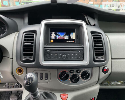 Білий Рено Трафік, об'ємом двигуна 2 л та пробігом 200 тис. км за 13500 $, фото 10 на Automoto.ua