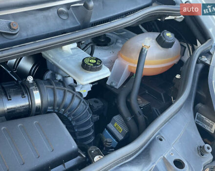 Белый Рено Трафик, объемом двигателя 2 л и пробегом 208 тыс. км за 12900 $, фото 38 на Automoto.ua