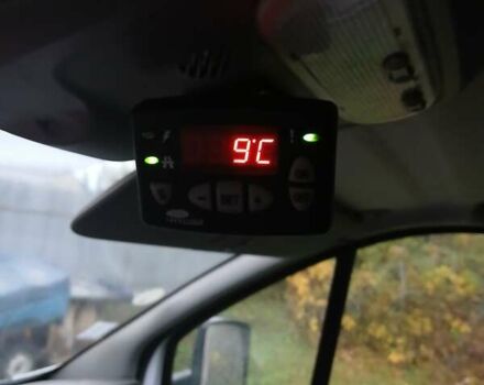 Белый Рено Трафик, объемом двигателя 2 л и пробегом 284 тыс. км за 11000 $, фото 8 на Automoto.ua