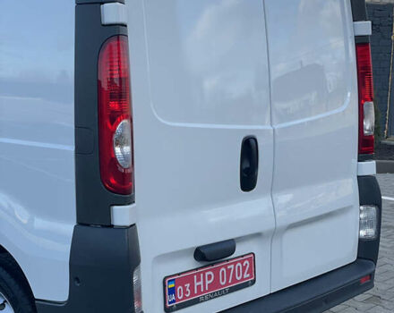 Белый Рено Трафик, объемом двигателя 2 л и пробегом 208 тыс. км за 12900 $, фото 11 на Automoto.ua