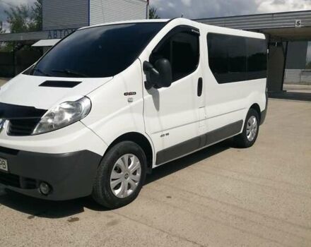 Белый Рено Трафик, объемом двигателя 2 л и пробегом 339 тыс. км за 13600 $, фото 2 на Automoto.ua