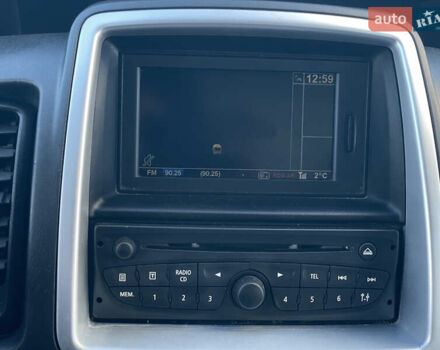 Белый Рено Трафик, объемом двигателя 2 л и пробегом 208 тыс. км за 12900 $, фото 26 на Automoto.ua