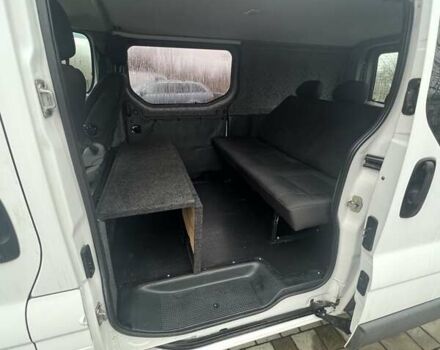 Белый Рено Трафик, объемом двигателя 2 л и пробегом 271 тыс. км за 10500 $, фото 4 на Automoto.ua