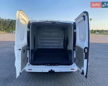 Белый Рено Трафик, объемом двигателя 2 л и пробегом 282 тыс. км за 11950 $, фото 48 на Automoto.ua