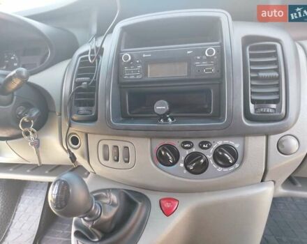 Белый Рено Трафик, объемом двигателя 2 л и пробегом 317 тыс. км за 10500 $, фото 21 на Automoto.ua