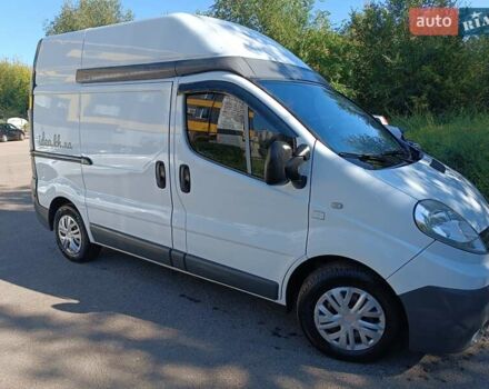 Білий Рено Трафік, об'ємом двигуна 2 л та пробігом 299 тис. км за 9999 $, фото 3 на Automoto.ua