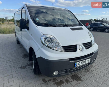 Білий Рено Трафік, об'ємом двигуна 2 л та пробігом 373 тис. км за 12200 $, фото 3 на Automoto.ua