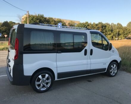 Белый Рено Трафик, объемом двигателя 2 л и пробегом 275 тыс. км за 11900 $, фото 1 на Automoto.ua