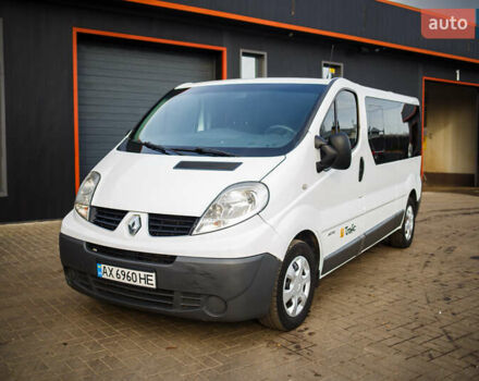 Білий Рено Трафік, об'ємом двигуна 2 л та пробігом 251 тис. км за 13100 $, фото 6 на Automoto.ua