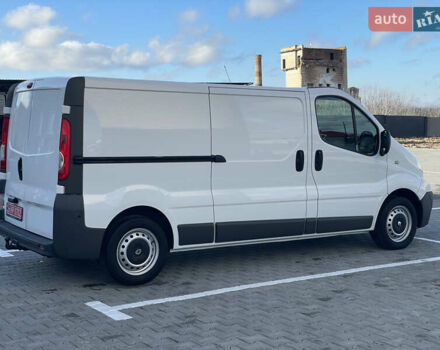 Белый Рено Трафик, объемом двигателя 2 л и пробегом 208 тыс. км за 12900 $, фото 8 на Automoto.ua