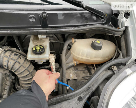 Білий Рено Трафік, об'ємом двигуна 2 л та пробігом 200 тис. км за 13500 $, фото 7 на Automoto.ua