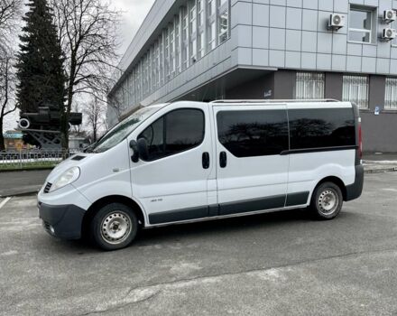 Білий Рено Трафік, об'ємом двигуна 2 л та пробігом 309 тис. км за 12500 $, фото 1 на Automoto.ua