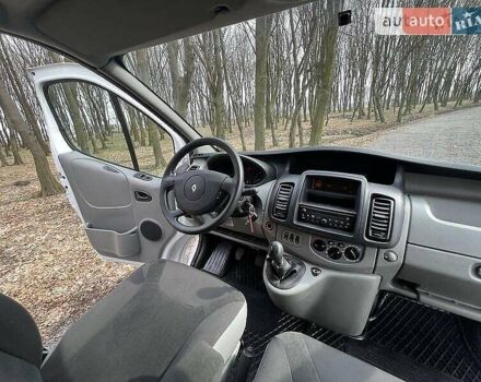 Білий Рено Трафік, об'ємом двигуна 2 л та пробігом 315 тис. км за 13300 $, фото 19 на Automoto.ua