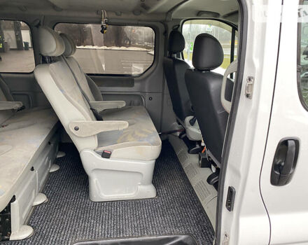 Білий Рено Трафік, об'ємом двигуна 2 л та пробігом 200 тис. км за 13500 $, фото 23 на Automoto.ua