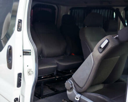 Білий Рено Трафік, об'ємом двигуна 2 л та пробігом 251 тис. км за 13100 $, фото 14 на Automoto.ua