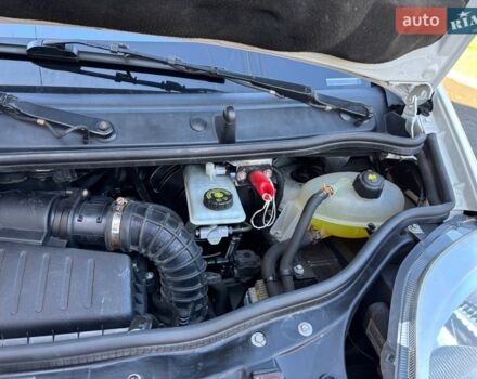 Белый Рено Трафик, объемом двигателя 2 л и пробегом 245 тыс. км за 13500 $, фото 32 на Automoto.ua