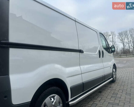 Белый Рено Трафик, объемом двигателя 2 л и пробегом 189 тыс. км за 13600 $, фото 25 на Automoto.ua