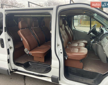 Белый Рено Трафик, объемом двигателя 2 л и пробегом 267 тыс. км за 13200 $, фото 10 на Automoto.ua