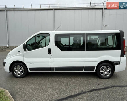 Белый Рено Трафик, объемом двигателя 2 л и пробегом 280 тыс. км за 15800 $, фото 7 на Automoto.ua