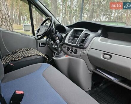 Белый Рено Трафик, объемом двигателя 2 л и пробегом 249 тыс. км за 15000 $, фото 41 на Automoto.ua
