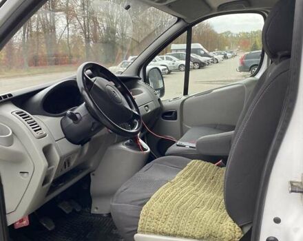 Рено Трафик 2014 в Полтаве на Automoto.ua Белый Рено Трафик, объемом двигателя 2 л и пробегом 360 тыс. км за 10419 $, фото 5 на Automoto.ua