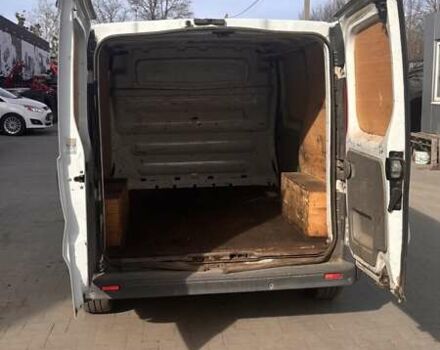 Белый Рено Трафик, объемом двигателя 2 л и пробегом 347 тыс. км за 9500 $, фото 6 на Automoto.ua