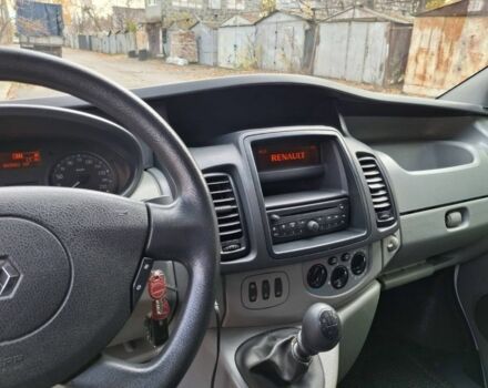 Белый Рено Трафик, объемом двигателя 2 л и пробегом 420 тыс. км за 11000 $, фото 5 на Automoto.ua