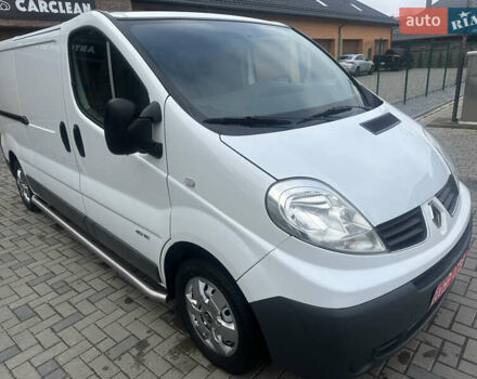 Белый Рено Трафик, объемом двигателя 2 л и пробегом 189 тыс. км за 13600 $, фото 13 на Automoto.ua