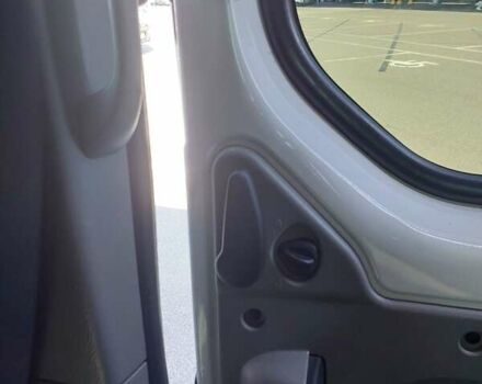 Белый Рено Трафик, объемом двигателя 2 л и пробегом 340 тыс. км за 15100 $, фото 11 на Automoto.ua