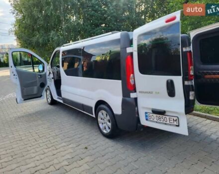 Белый Рено Трафик, объемом двигателя 2 л и пробегом 283 тыс. км за 14700 $, фото 79 на Automoto.ua