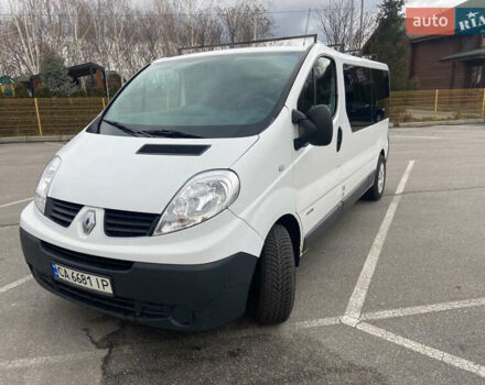Белый Рено Трафик, объемом двигателя 2 л и пробегом 267 тыс. км за 13200 $, фото 1 на Automoto.ua