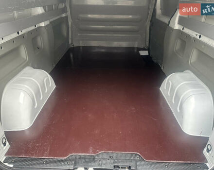 Белый Рено Трафик, объемом двигателя 2 л и пробегом 189 тыс. км за 13600 $, фото 43 на Automoto.ua