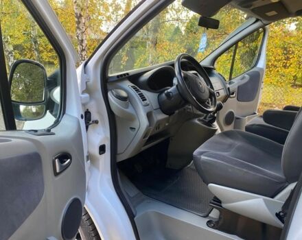 Білий Рено Трафік, об'ємом двигуна 2 л та пробігом 209 тис. км за 8900 $, фото 7 на Automoto.ua