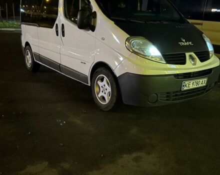 Белый Рено Трафик, объемом двигателя 2 л и пробегом 355 тыс. км за 8800 $, фото 4 на Automoto.ua