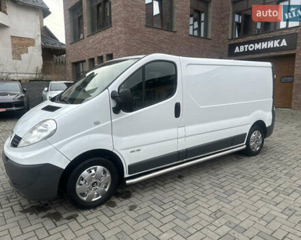 Белый Рено Трафик, объемом двигателя 2 л и пробегом 189 тыс. км за 13600 $, фото 77 на Automoto.ua