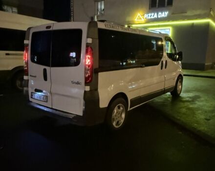 Белый Рено Трафик, объемом двигателя 2 л и пробегом 355 тыс. км за 8800 $, фото 2 на Automoto.ua