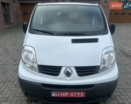 Белый Рено Трафик, объемом двигателя 2 л и пробегом 189 тыс. км за 13600 $, фото 11 на Automoto.ua