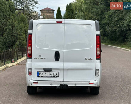 Белый Рено Трафик, объемом двигателя 2 л и пробегом 260 тыс. км за 11700 $, фото 6 на Automoto.ua