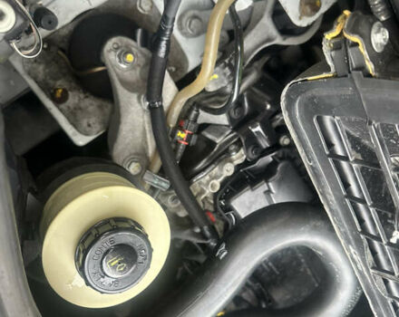 Белый Рено Трафик, объемом двигателя 2 л и пробегом 189 тыс. км за 13600 $, фото 70 на Automoto.ua