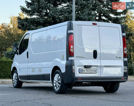 Білий Рено Трафік, об'ємом двигуна 2 л та пробігом 289 тис. км за 10500 $, фото 7 на Automoto.ua