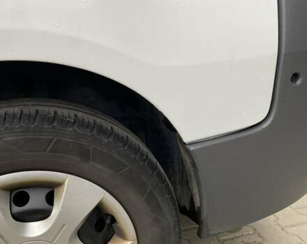 Рено Трафик 2014 в Полтаве на Automoto.ua Белый Рено Трафик, объемом двигателя 2 л и пробегом 360 тыс. км за 10419 $, фото 12 на Automoto.ua