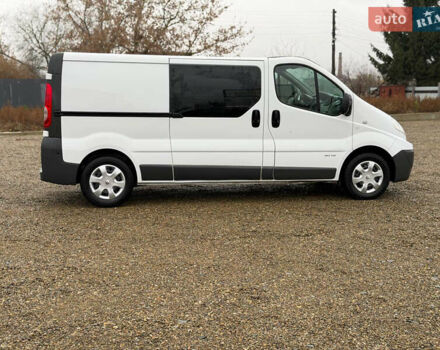 Белый Рено Трафик, объемом двигателя 2 л и пробегом 280 тыс. км за 14300 $, фото 6 на Automoto.ua