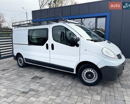 Белый Рено Трафик, объемом двигателя 2 л и пробегом 193 тыс. км за 15750 $, фото 5 на Automoto.ua