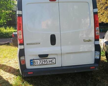 Білий Рено Трафік, об'ємом двигуна 2 л та пробігом 355 тис. км за 8400 $, фото 2 на Automoto.ua
