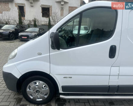 Белый Рено Трафик, объемом двигателя 2 л и пробегом 189 тыс. км за 13600 $, фото 19 на Automoto.ua