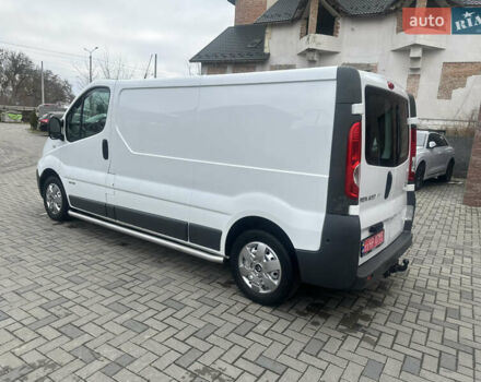Белый Рено Трафик, объемом двигателя 2 л и пробегом 189 тыс. км за 13600 $, фото 83 на Automoto.ua