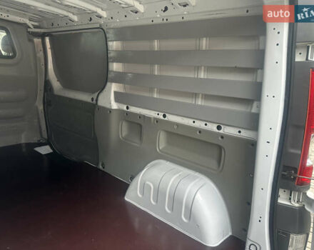 Белый Рено Трафик, объемом двигателя 2 л и пробегом 189 тыс. км за 13600 $, фото 38 на Automoto.ua